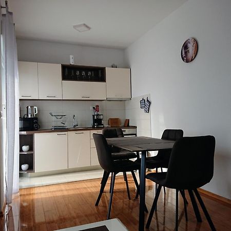 West Star Apartment Traù Esterno foto