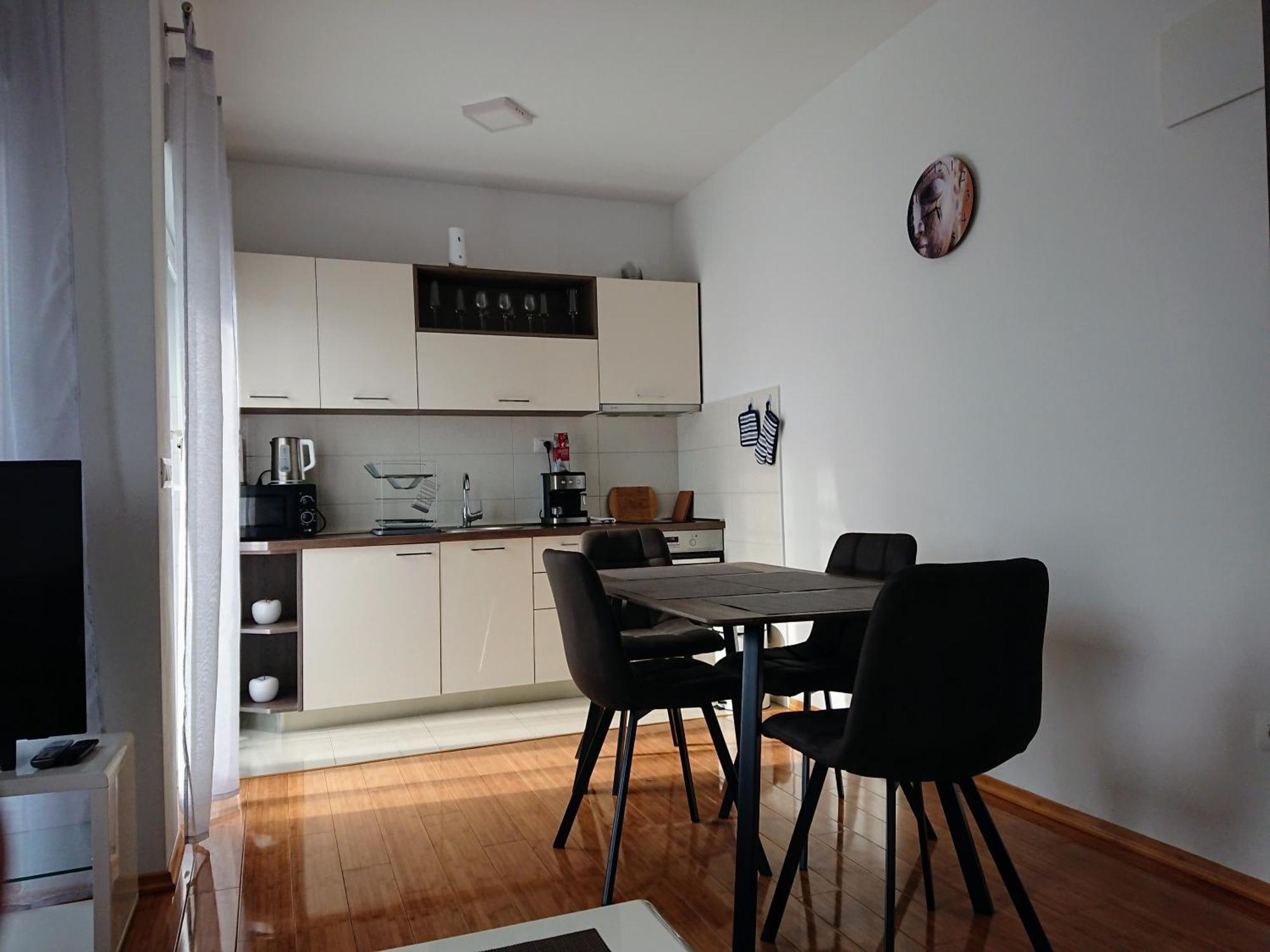 West Star Apartment Traù Esterno foto